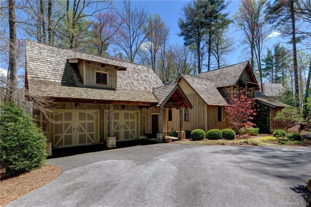 1167 Links Drive #298
