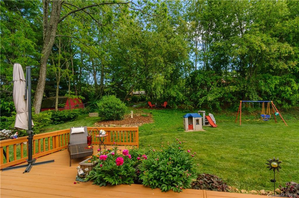 8 Fieldcrest Circle - Photo 2
