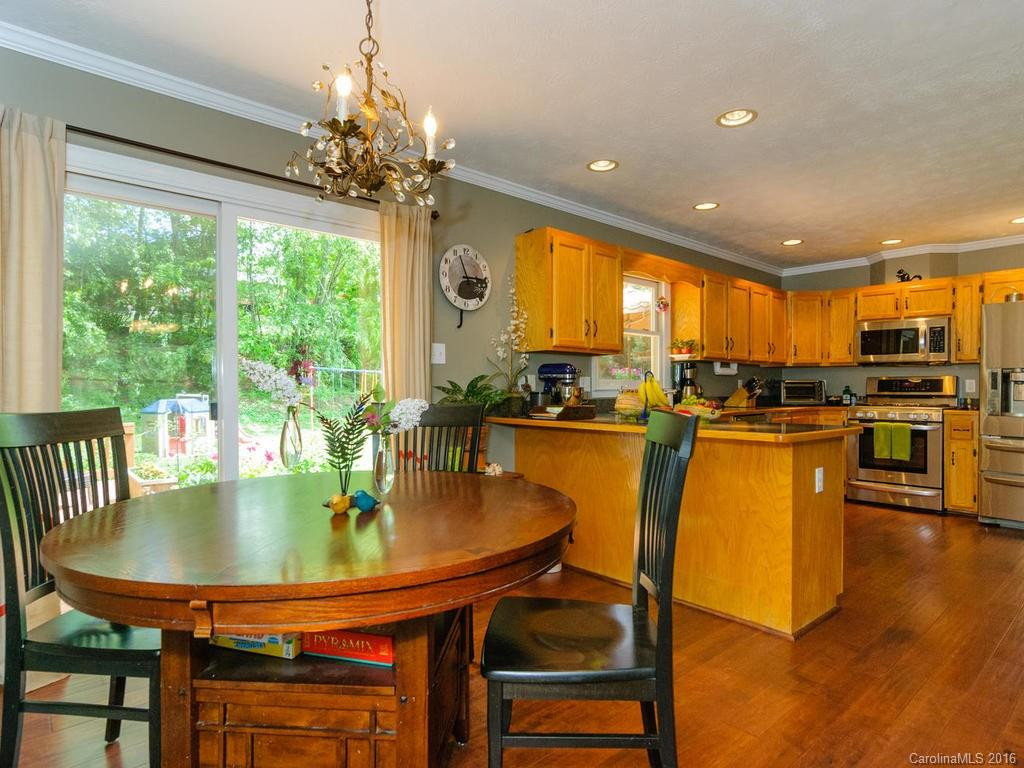 8 Fieldcrest Circle - Photo 11