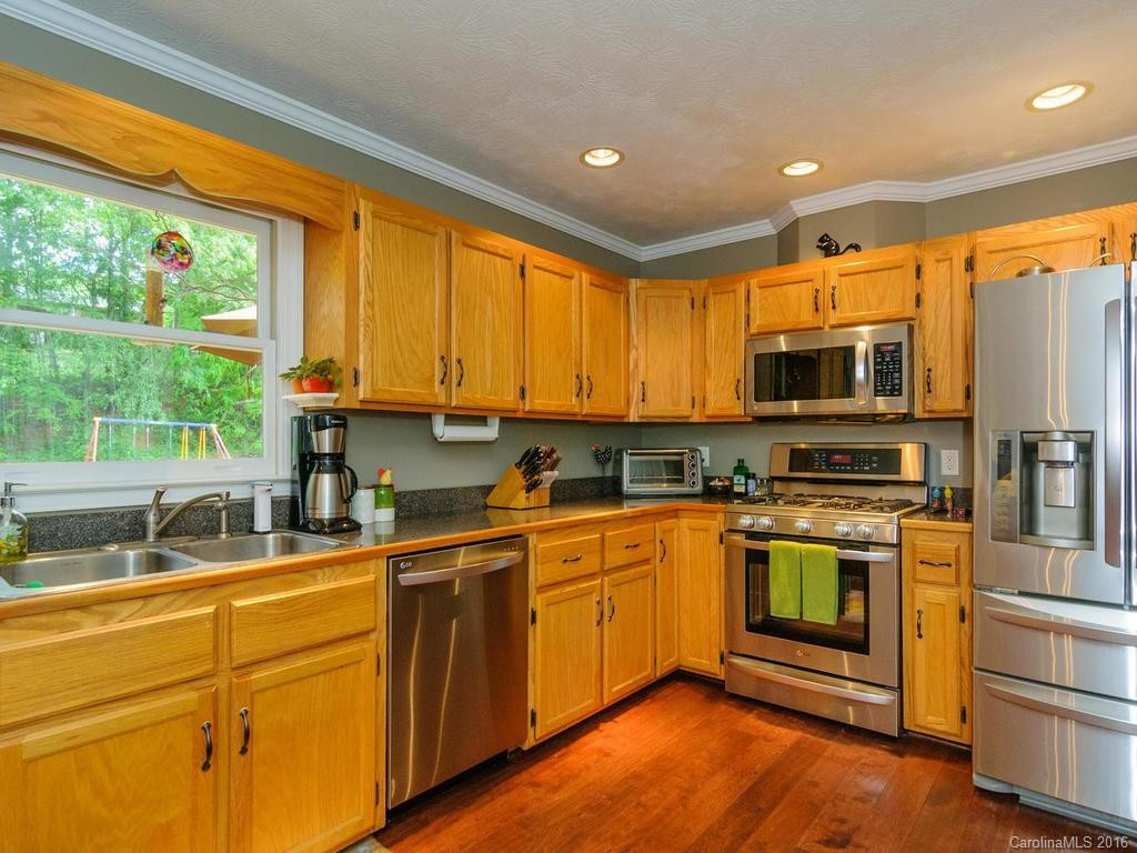 8 Fieldcrest Circle - Photo 12