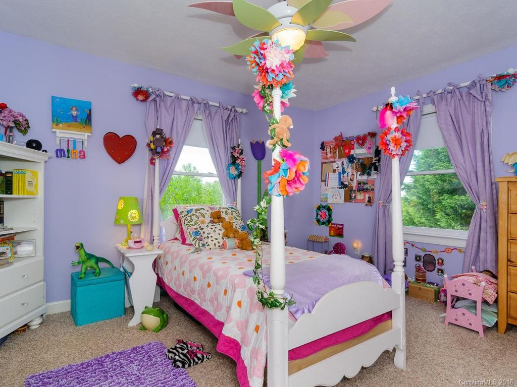 8 Fieldcrest Circle - Photo 17