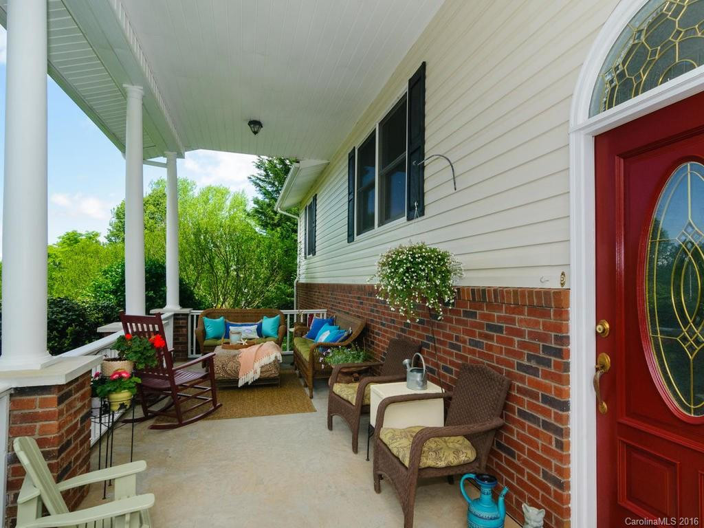 8 Fieldcrest Circle - Photo 5