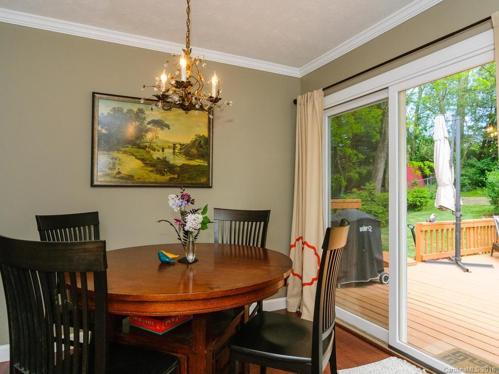 8 Fieldcrest Circle - Photo 10