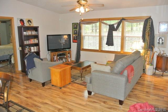11 Avondale Circle - Photo 3