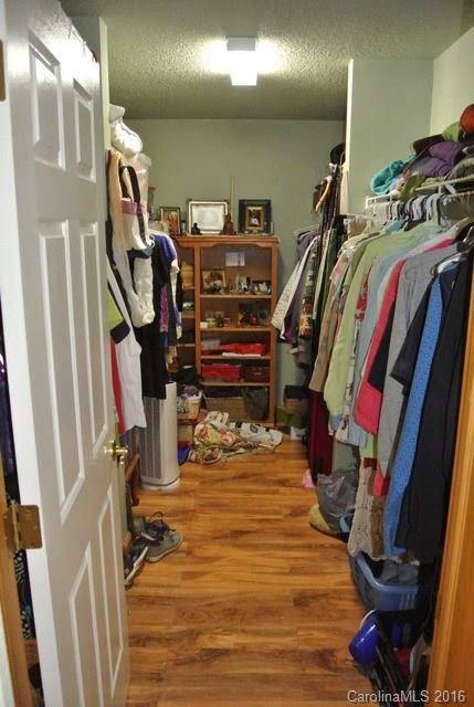 11 Avondale Circle - Photo 10
