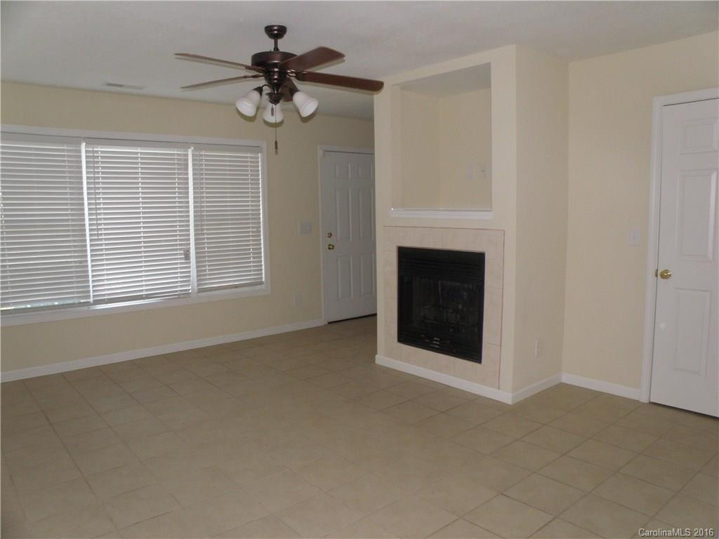 126 Rotunda Circle #126 - Photo 6