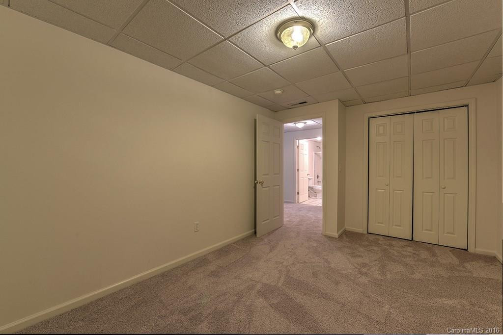 72 Sarah Court #36 - Photo 11
