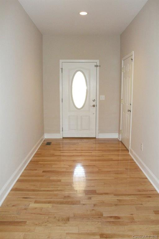 302 Tate Street - Photo 3