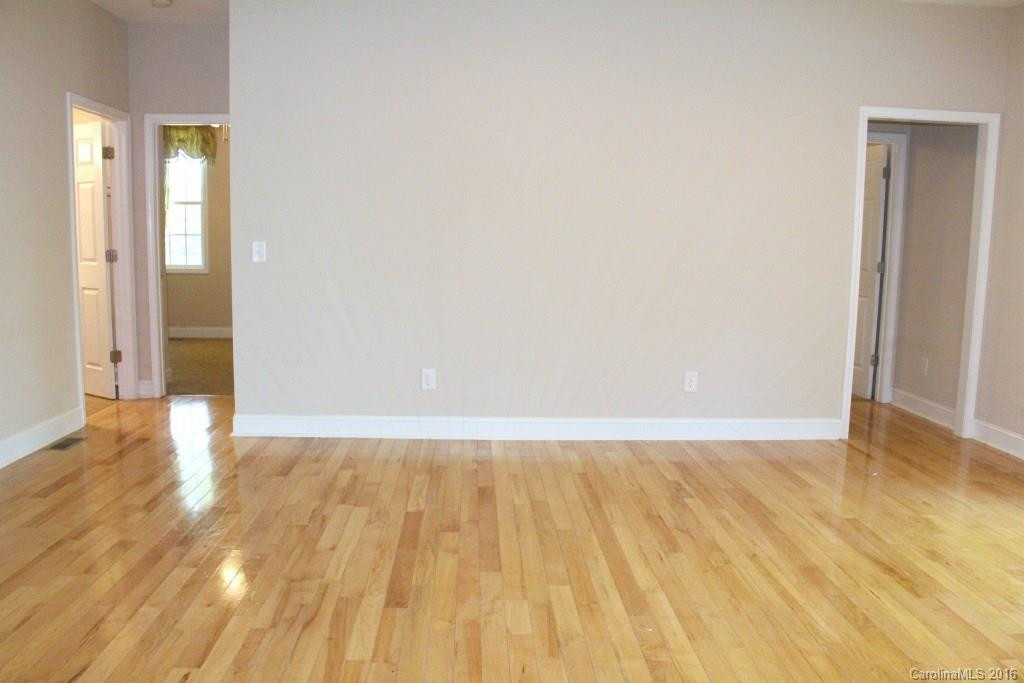 302 Tate Street - Photo 6