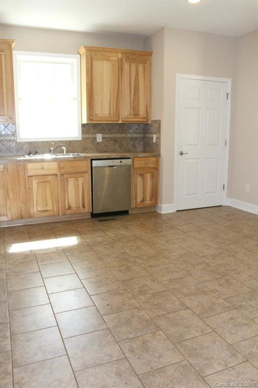 302 Tate Street - Photo 10