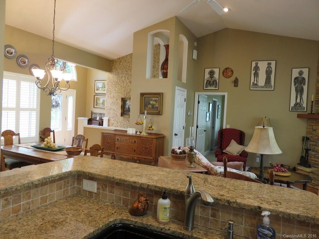 301 Qualla Circle #L68 U68 - Photo 8