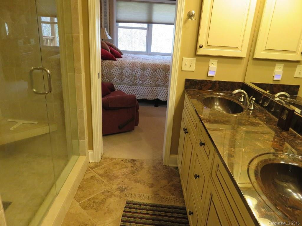 301 Qualla Circle #L68 U68 - Photo 10