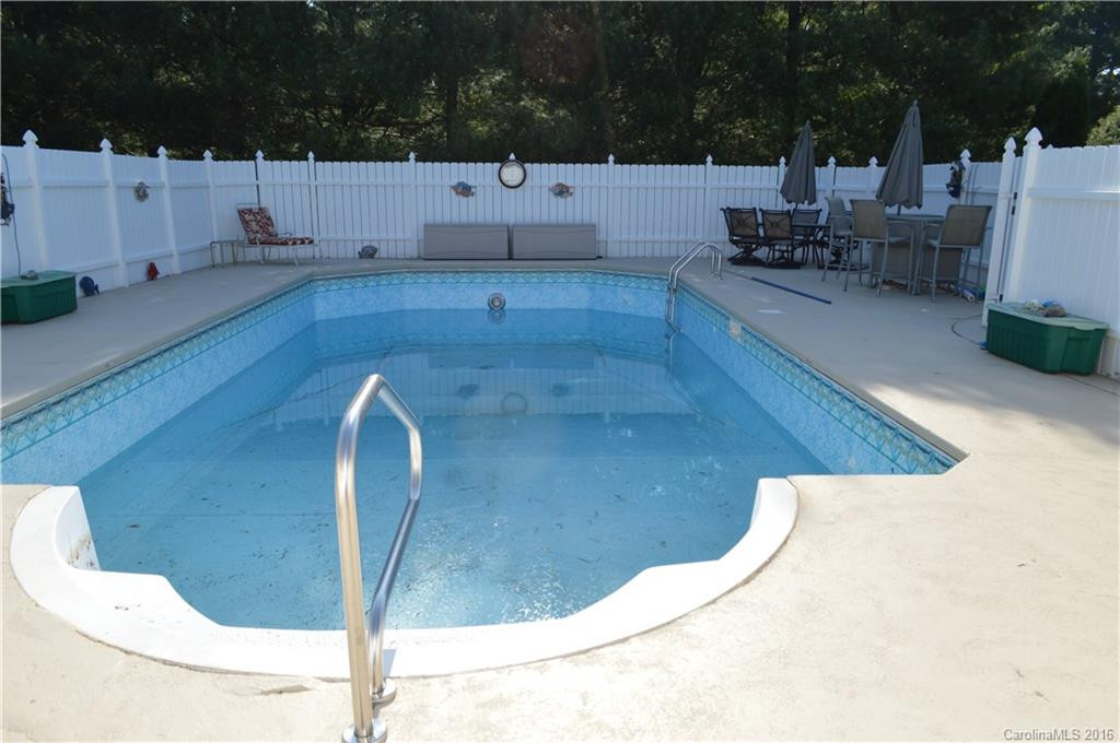 150 Ciccone Drive - Photo 3