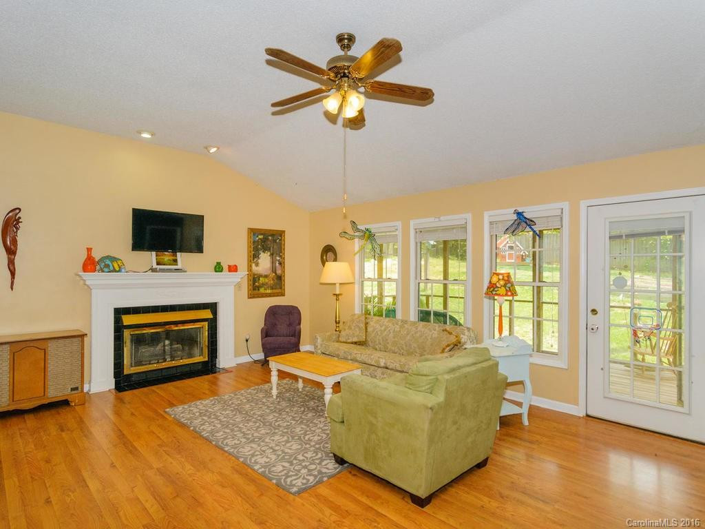 1 Twin Lakes Drive - Photo 5