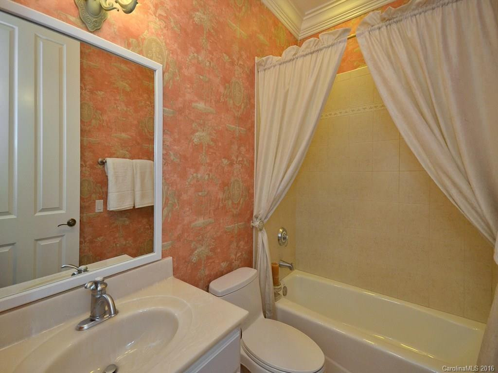 4 Applewood Drive - Photo 12