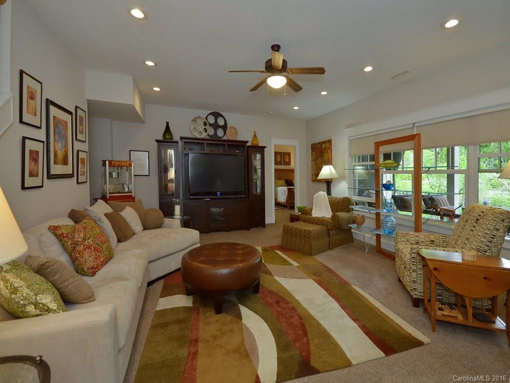 4 Applewood Drive - Photo 17