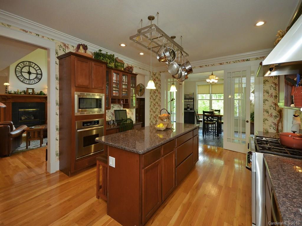 4 Applewood Drive - Photo 5