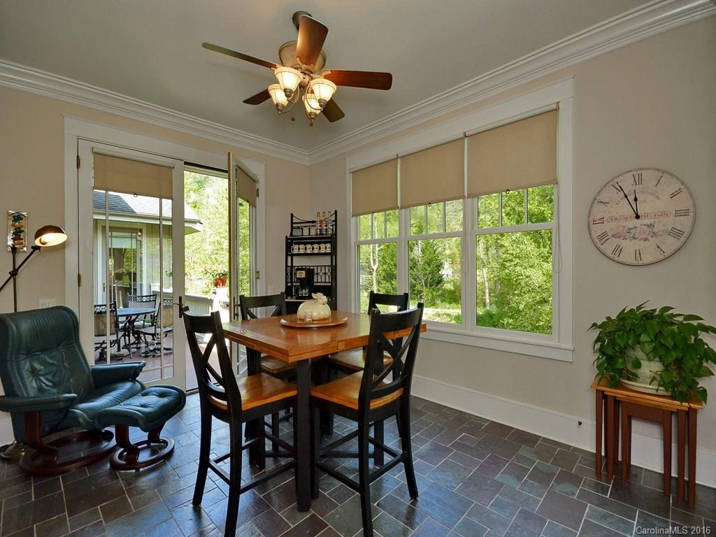 4 Applewood Drive - Photo 7