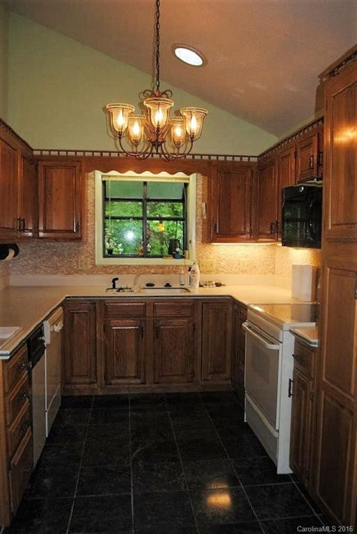 108 Robin Circle - Photo 3