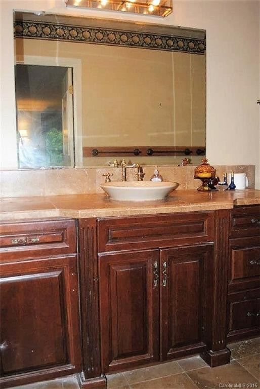 108 Robin Circle - Photo 9