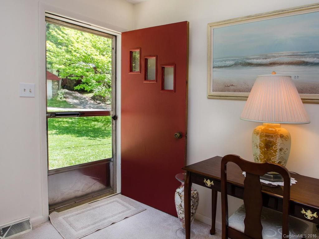 104 Hemphill Road - Photo 4