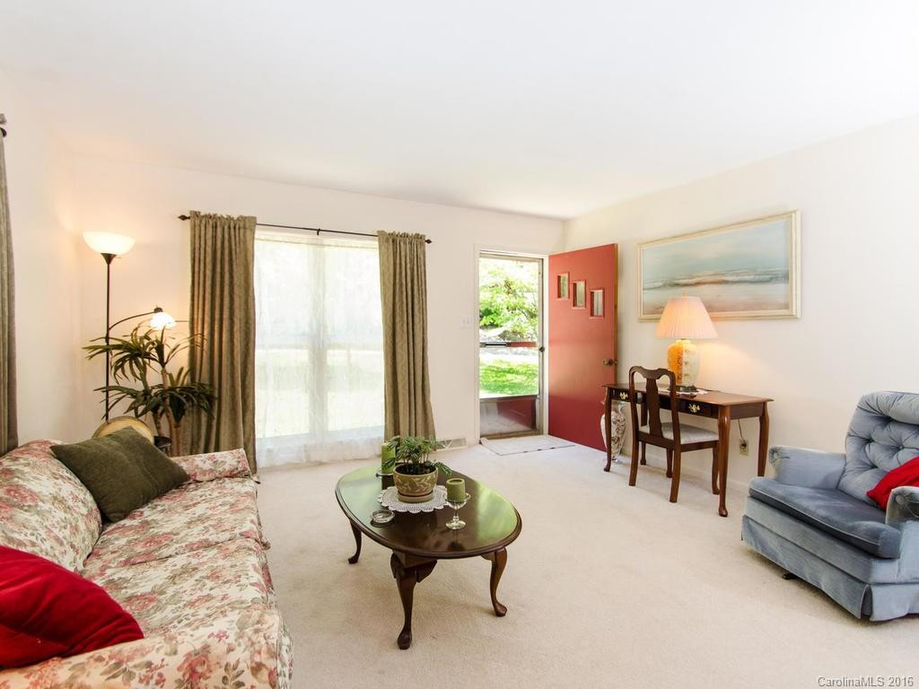 104 Hemphill Road - Photo 5
