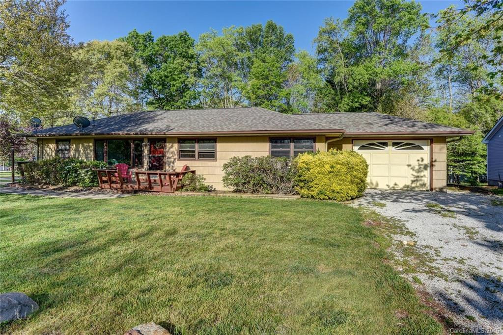 17 Dogwood Terrace
