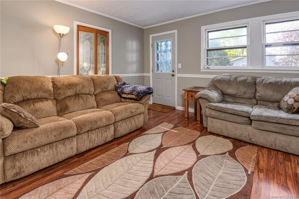 17 Dogwood Terrace - Photo 6