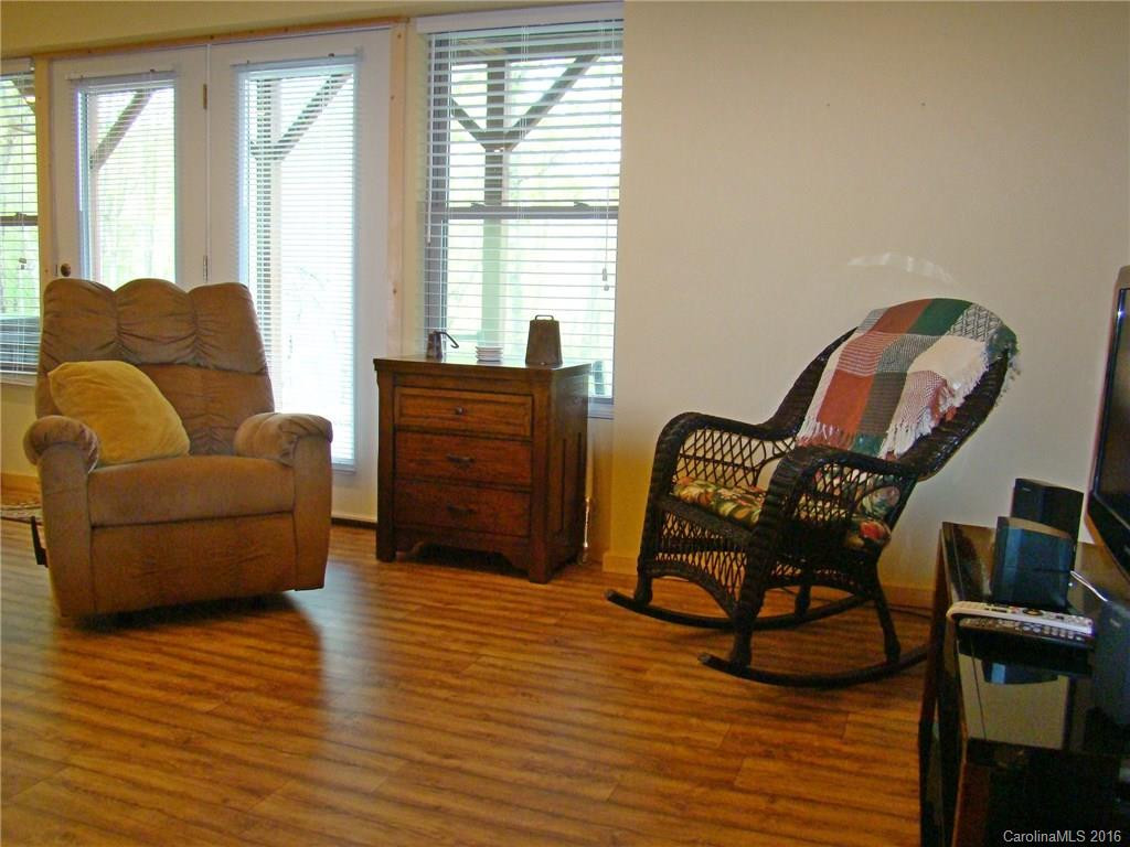 286 Mountain Lookout Drive - Photo 15