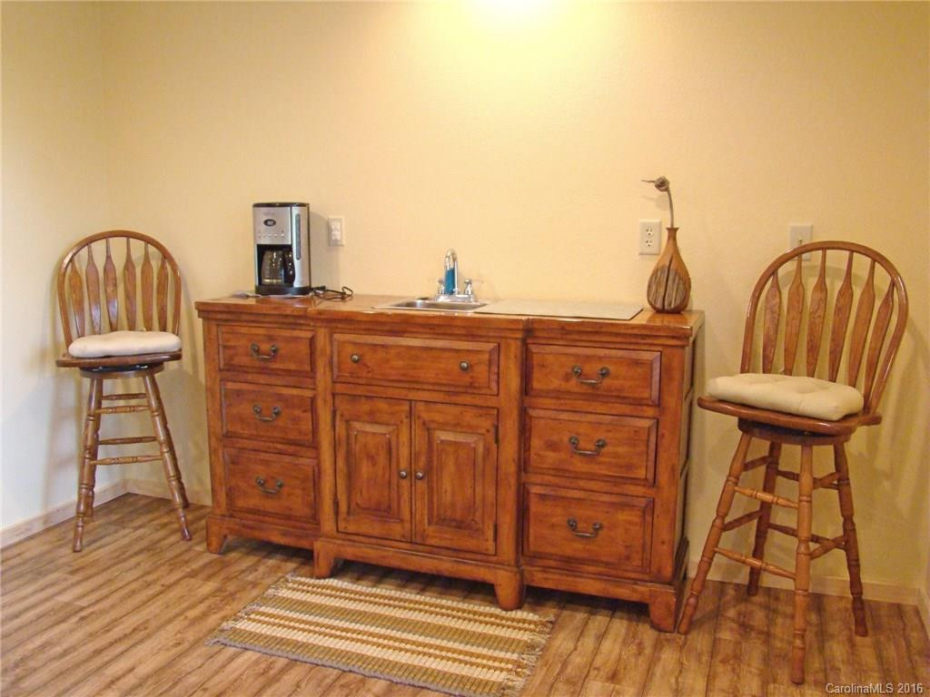 286 Mountain Lookout Drive - Photo 16