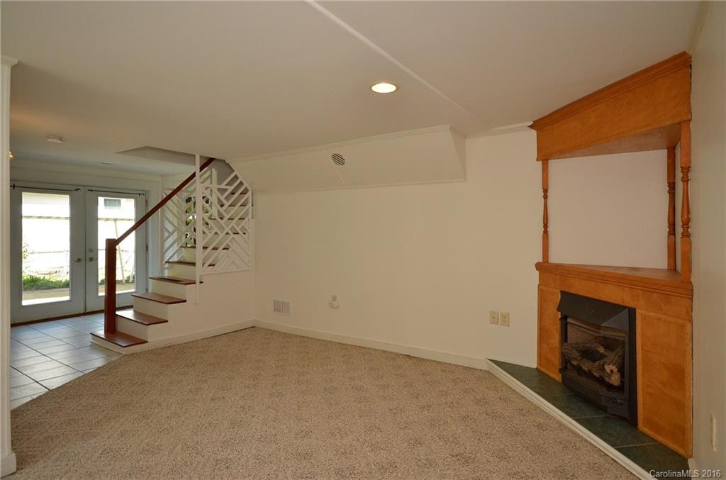 108 Murdock Avenue - Photo 14