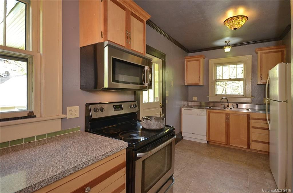 108 Murdock Avenue - Photo 8