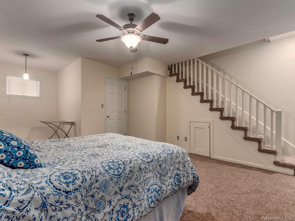466 Royal Pines Drive - Photo 12