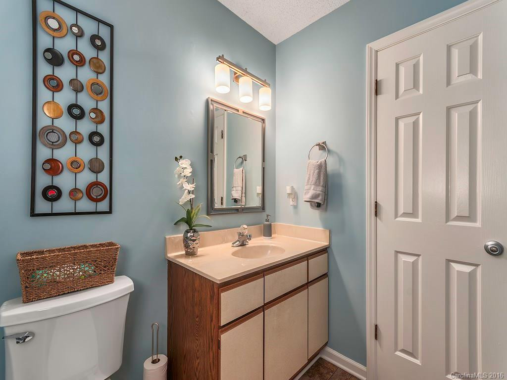 466 Royal Pines Drive - Photo 15