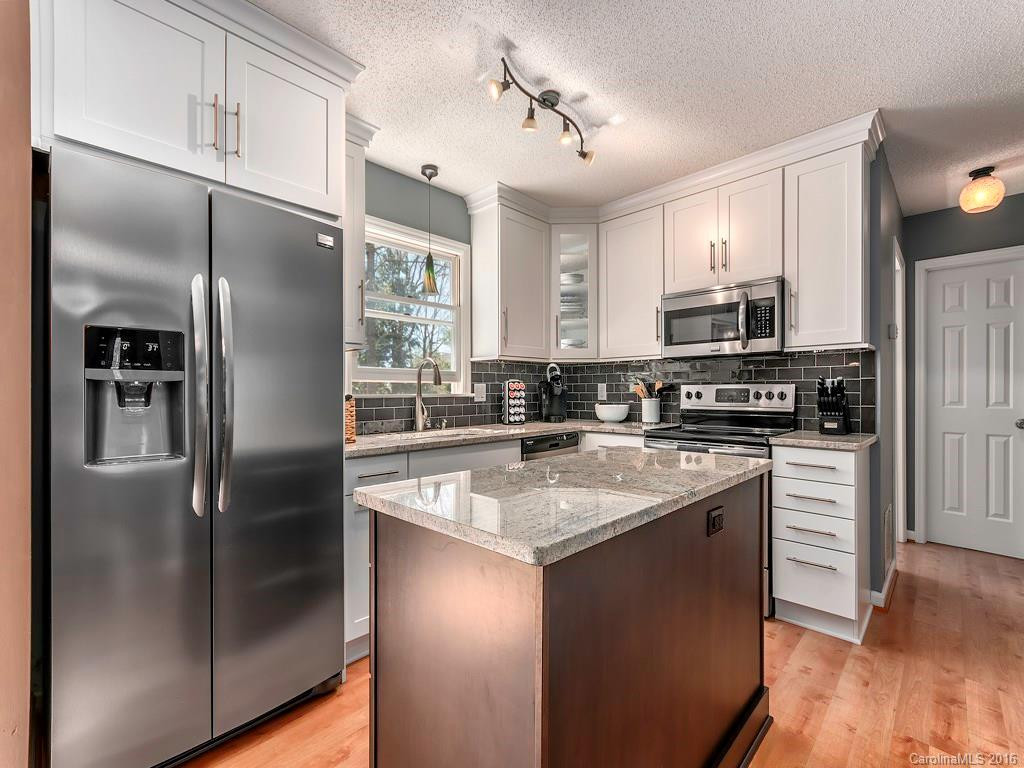 466 Royal Pines Drive - Photo 6