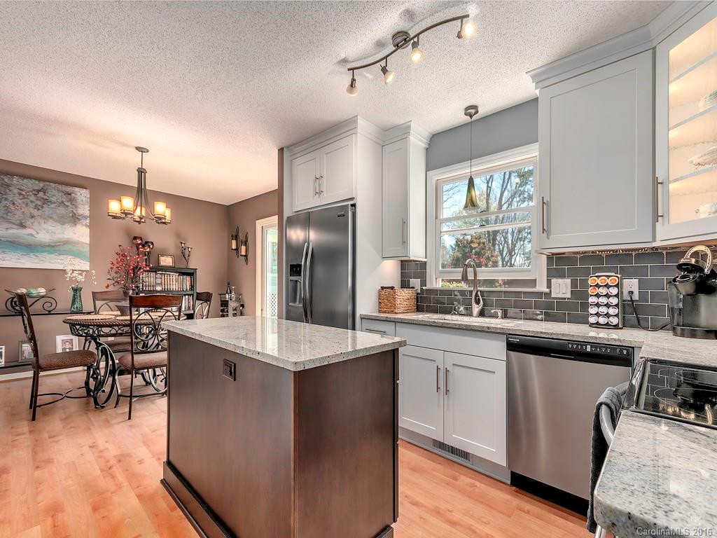 466 Royal Pines Drive - Photo 7