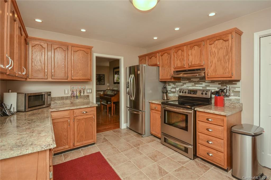 10 Hope Lane - Photo 2