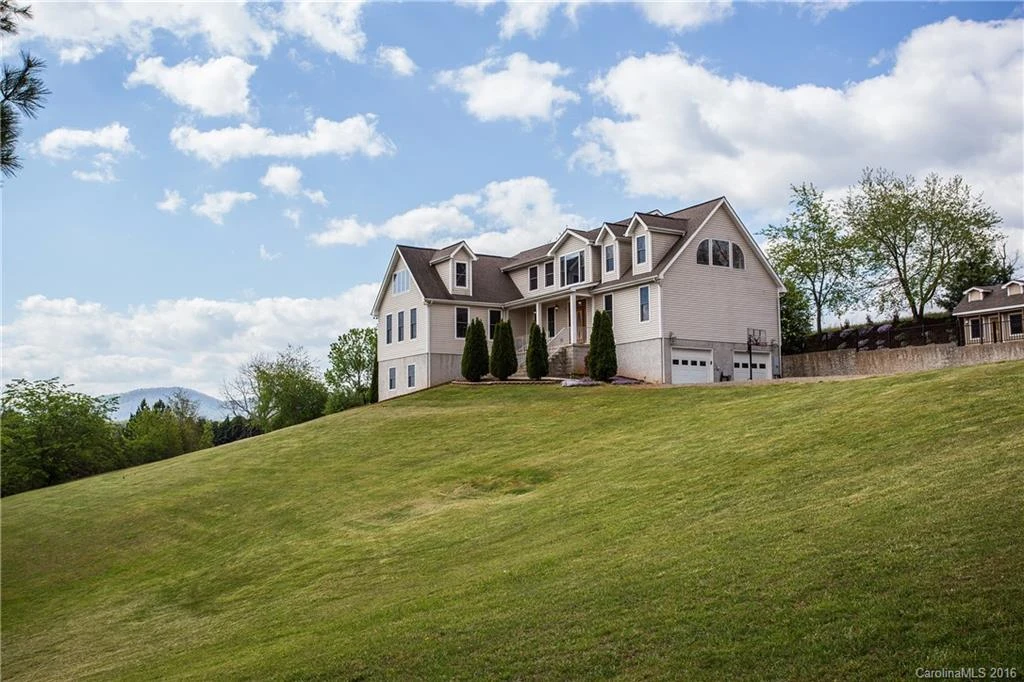 36 Long Meadows Drive