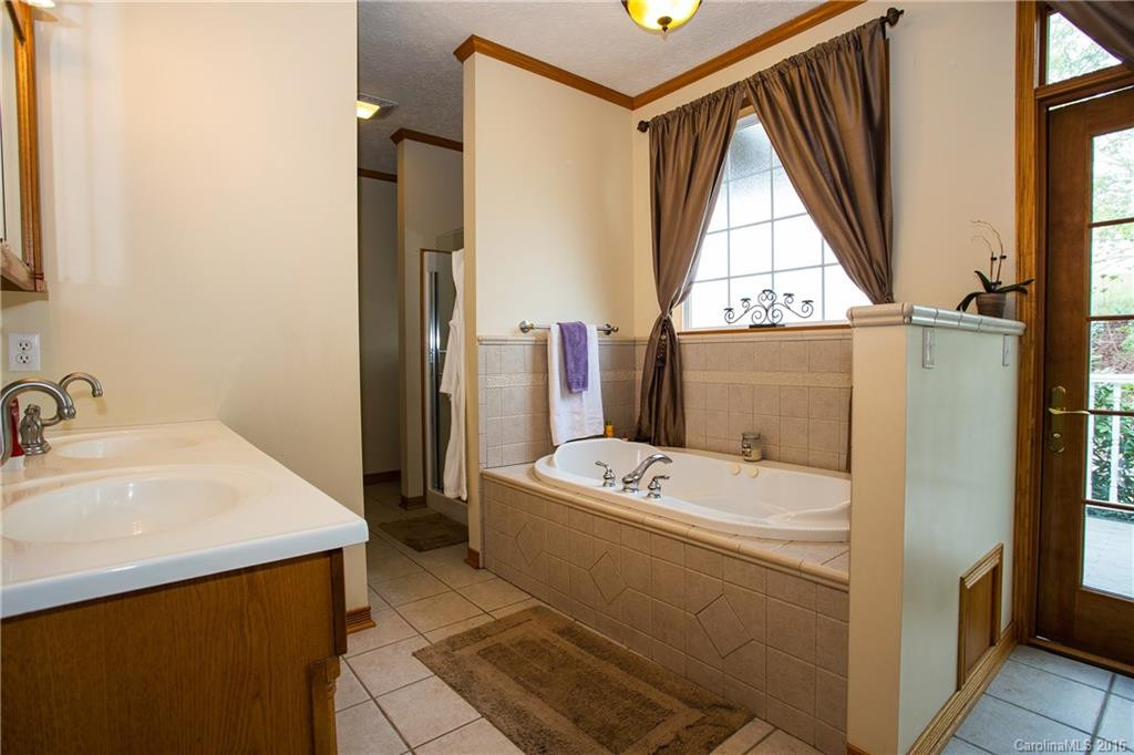 36 Long Meadows Drive - Photo 12