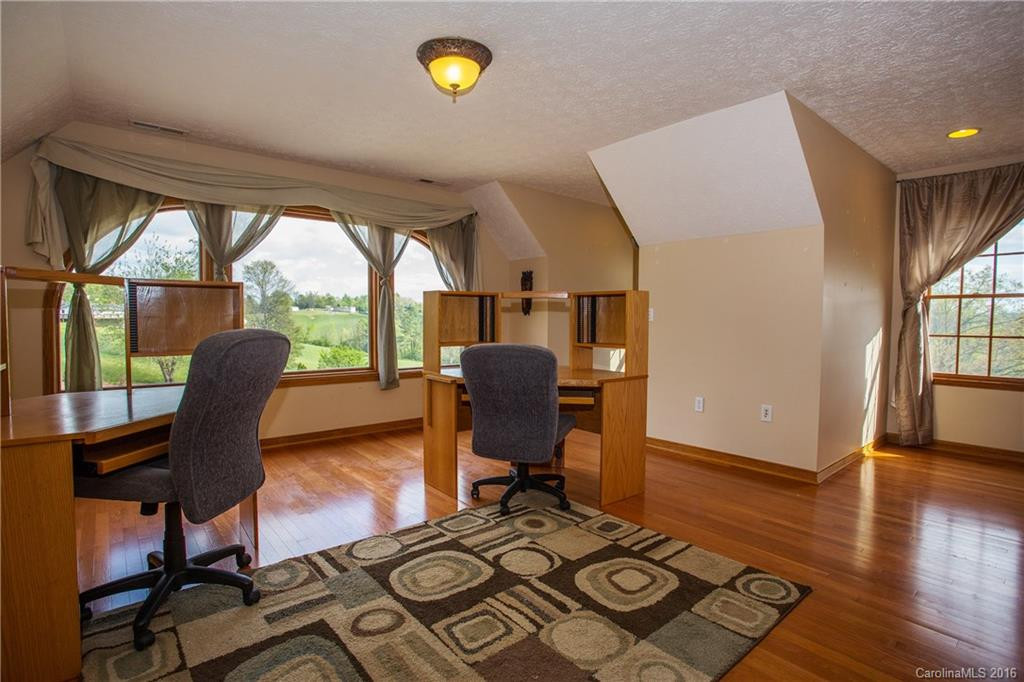 36 Long Meadows Drive - Photo 13