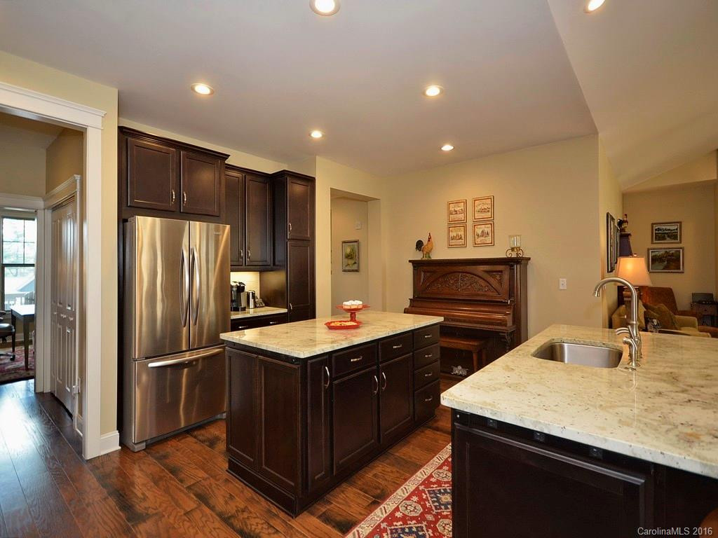90 Greenwells Glory Drive - Photo 10