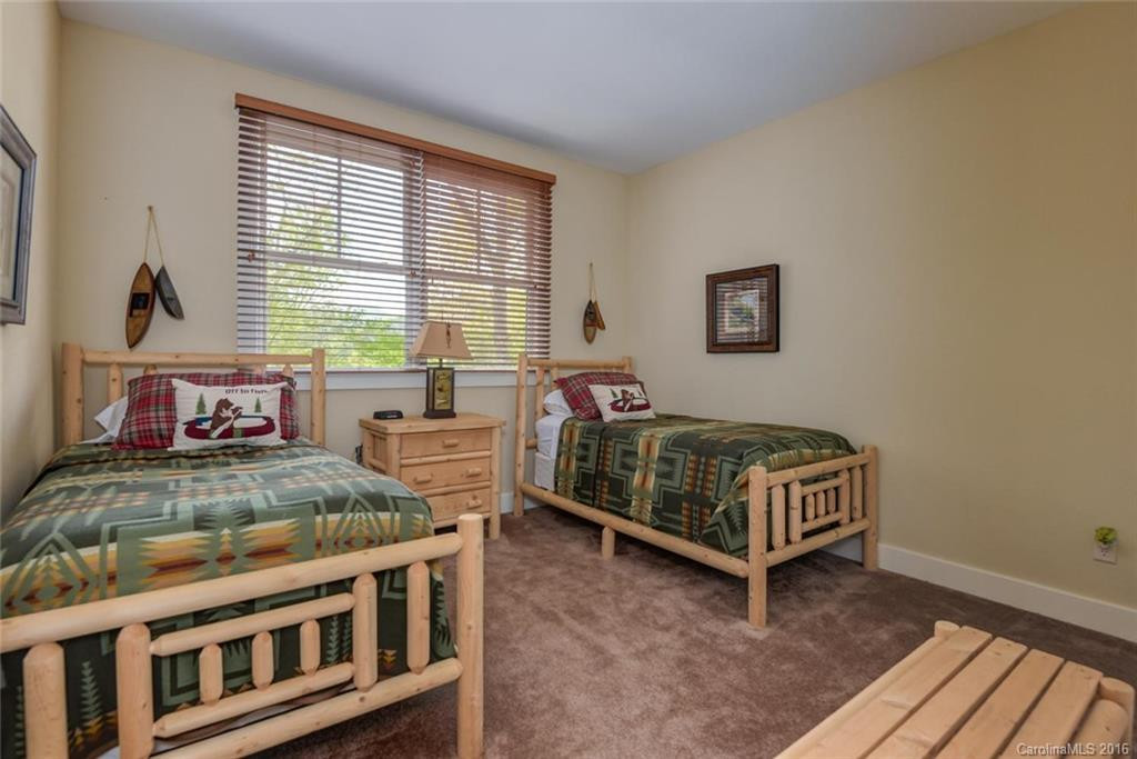 31 Whispering Falls Court #73 - Photo 13