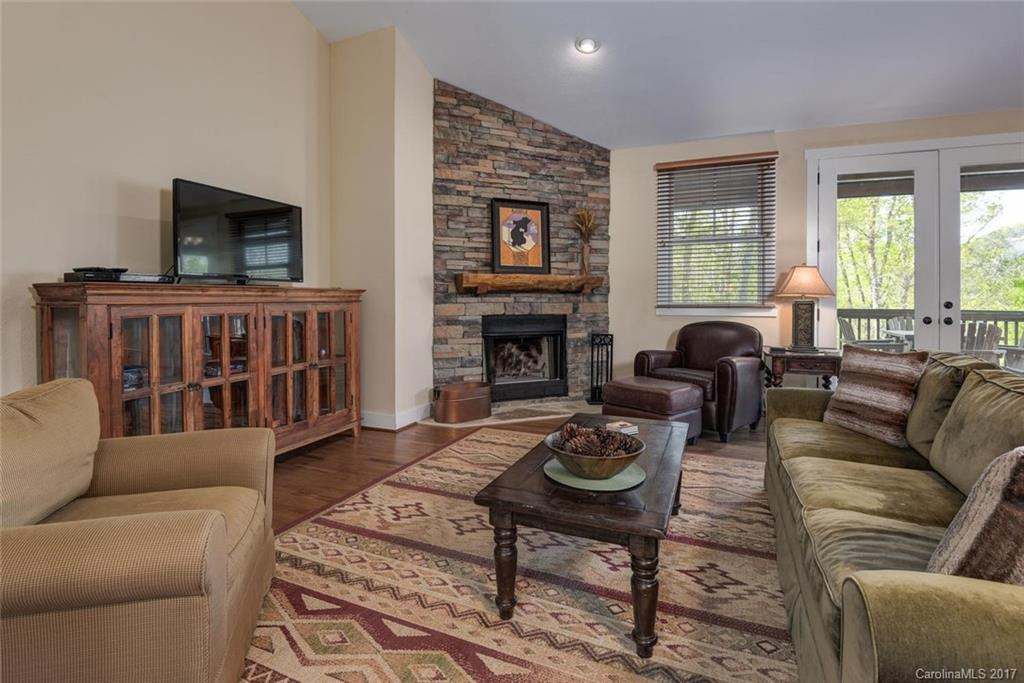 31 Whispering Falls Court #73 - Photo 7