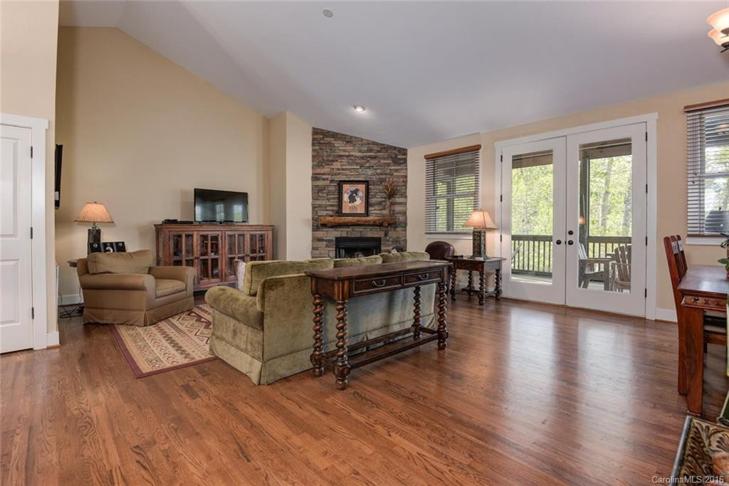 31 Whispering Falls Court #73 - Photo 8