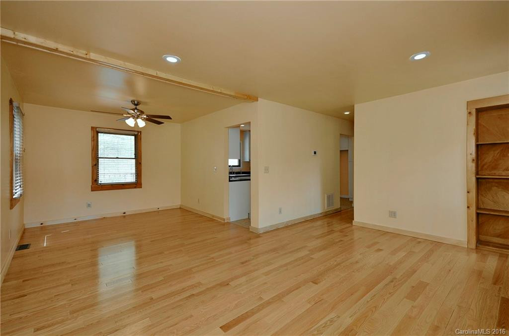 92 Arrowood Road - Photo 3