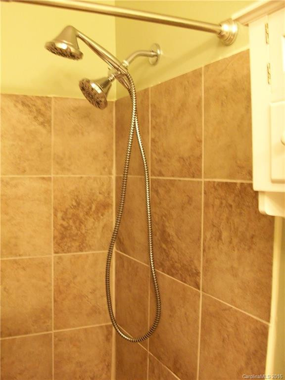 9 Hillview Circle #21 - Photo 12