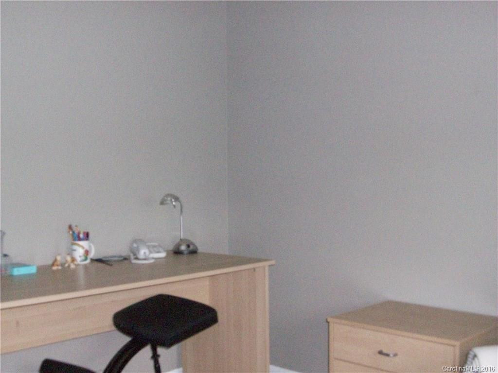 9 Hillview Circle #21 - Photo 16