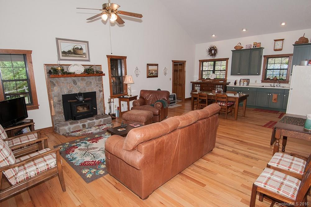 3476 Greenspire Drive - Photo 4
