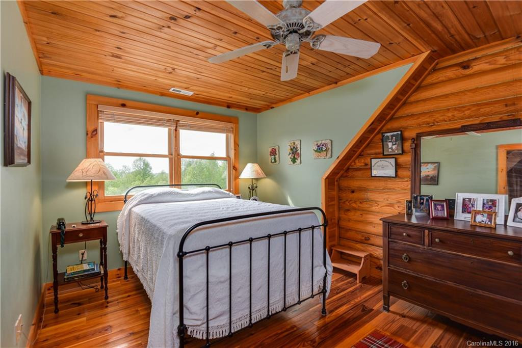 633 Whites Lake Boulevard - Photo 18