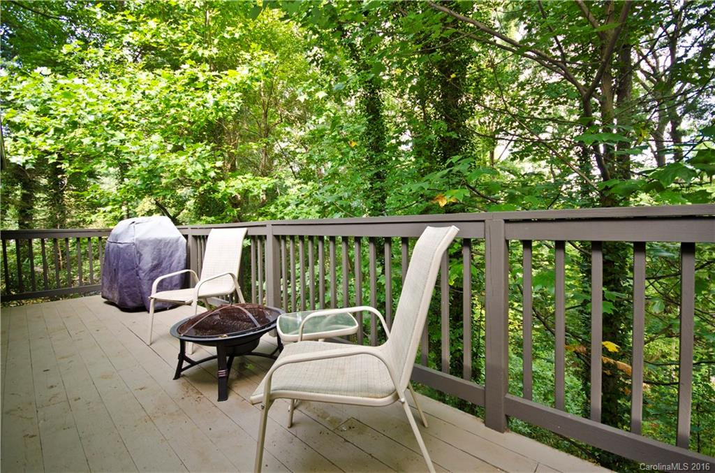 342 Overlook Terrace #19 - Photo 12